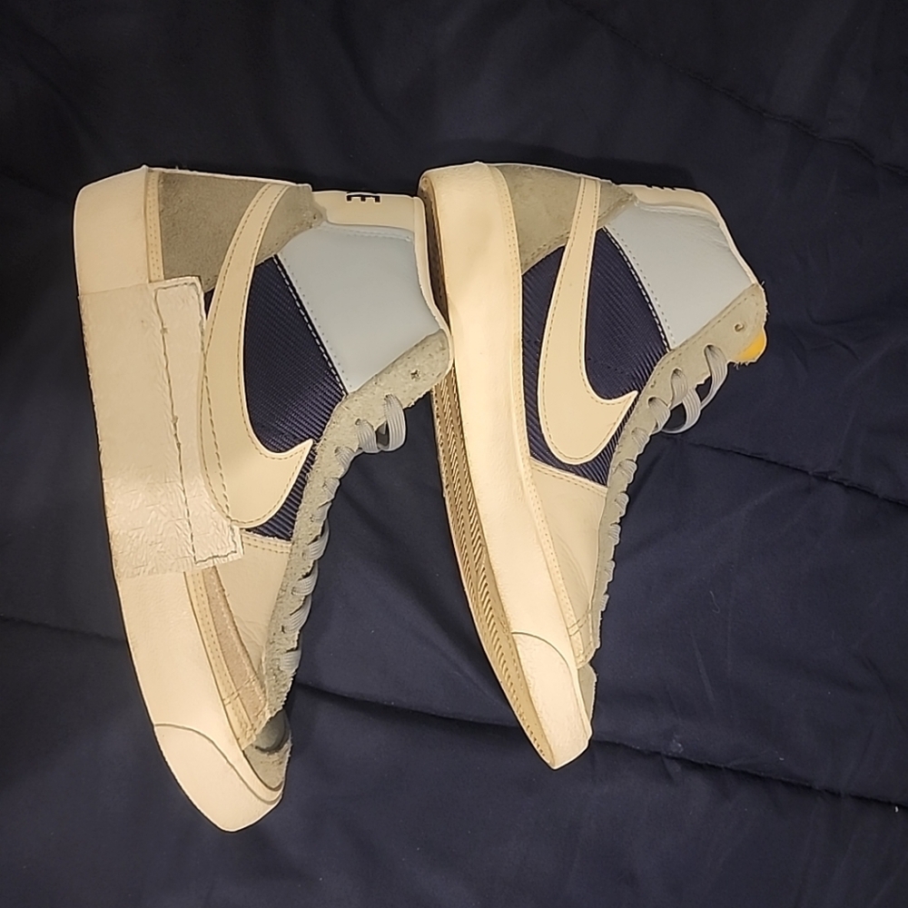 Men’s Nike Blazer Mid ‘77 Pro Club Size 9.5 DQ7673-300 Mica Green Midnight